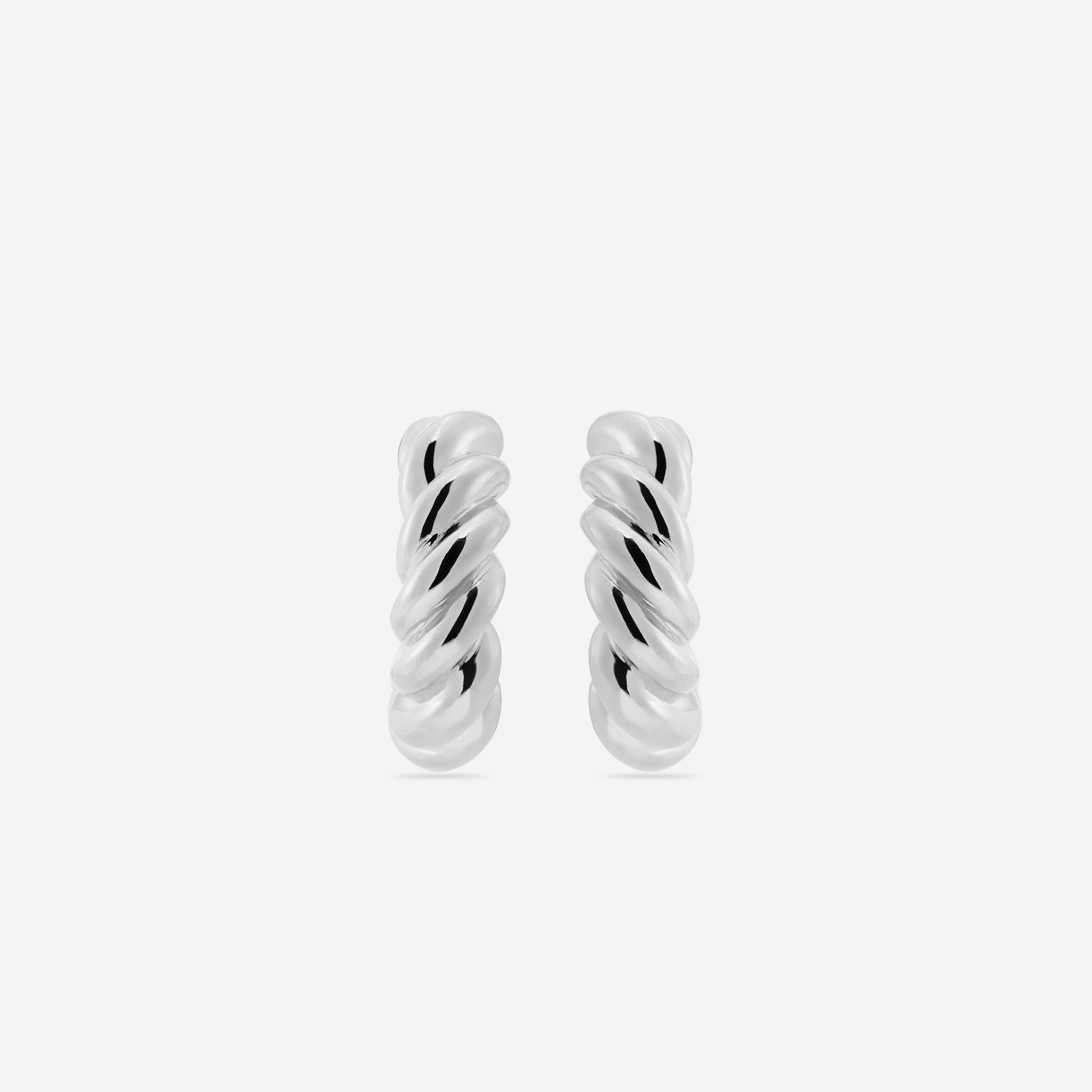 MÉGA Chunky Rope Twisted Earrings in gold vermeil—twisted hoop design, 6.15 mm wide × 20.08 mm tall.