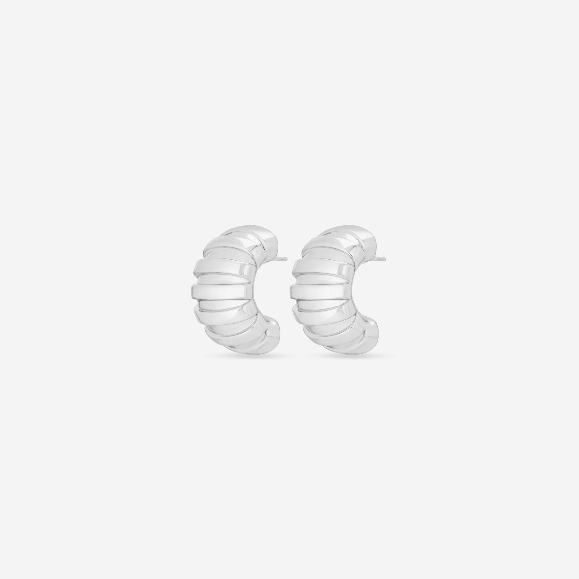 MÉGA Misstep Earrings in gold vermeil—bestselling stepped studs, 31.2 mm tall × 20 mm wide, 12 g with stainless-steel posts.