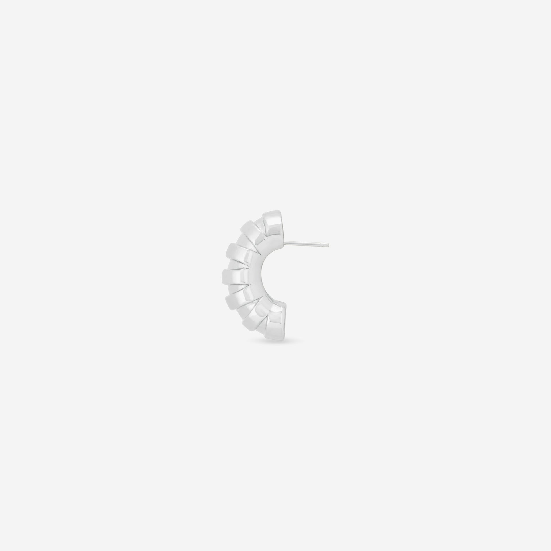 MÉGA Misstep Earrings in gold vermeil—bestselling stepped studs, 31.2 mm tall × 20 mm wide, 12 g with stainless-steel posts.