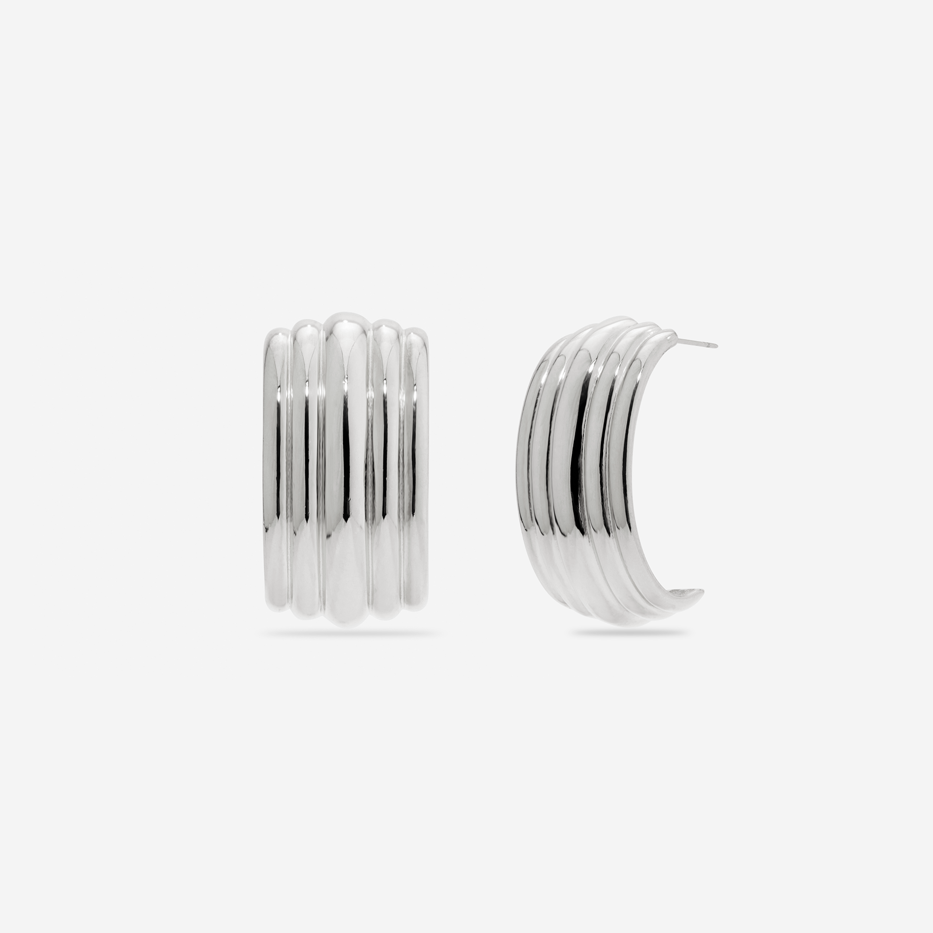 MÉGA Large Waterfall Earrings in gold vermeil—32.3 × 16.8 mm ridged elongated drops, stainless‑steel posts, lightweight 8 g.