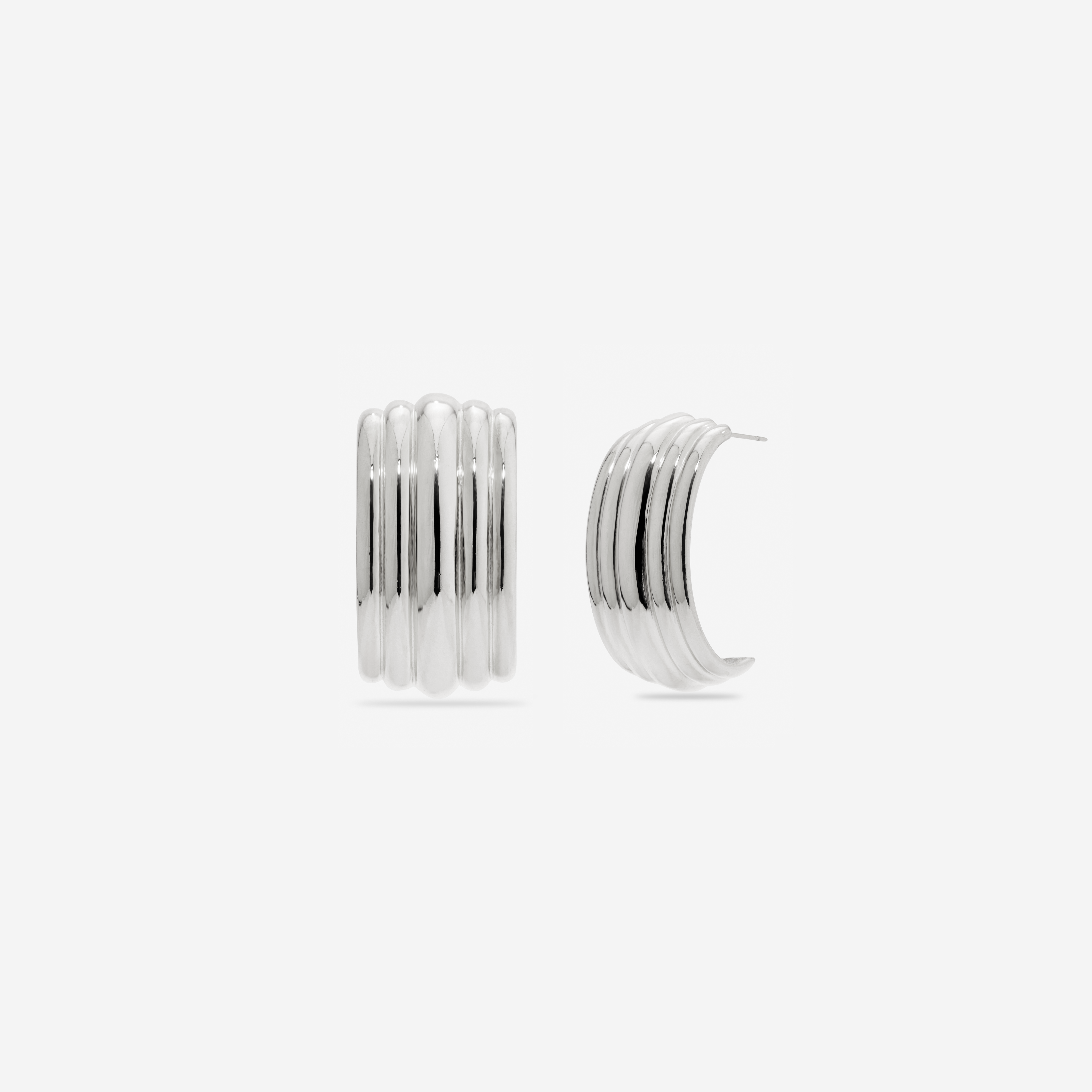 MÉGA Small Waterfall Earrings in gold vermeil—23.99 mm × 14.82 mm ridged sculptural drops with stainless‑steel posts, lightweight 10.6 g.