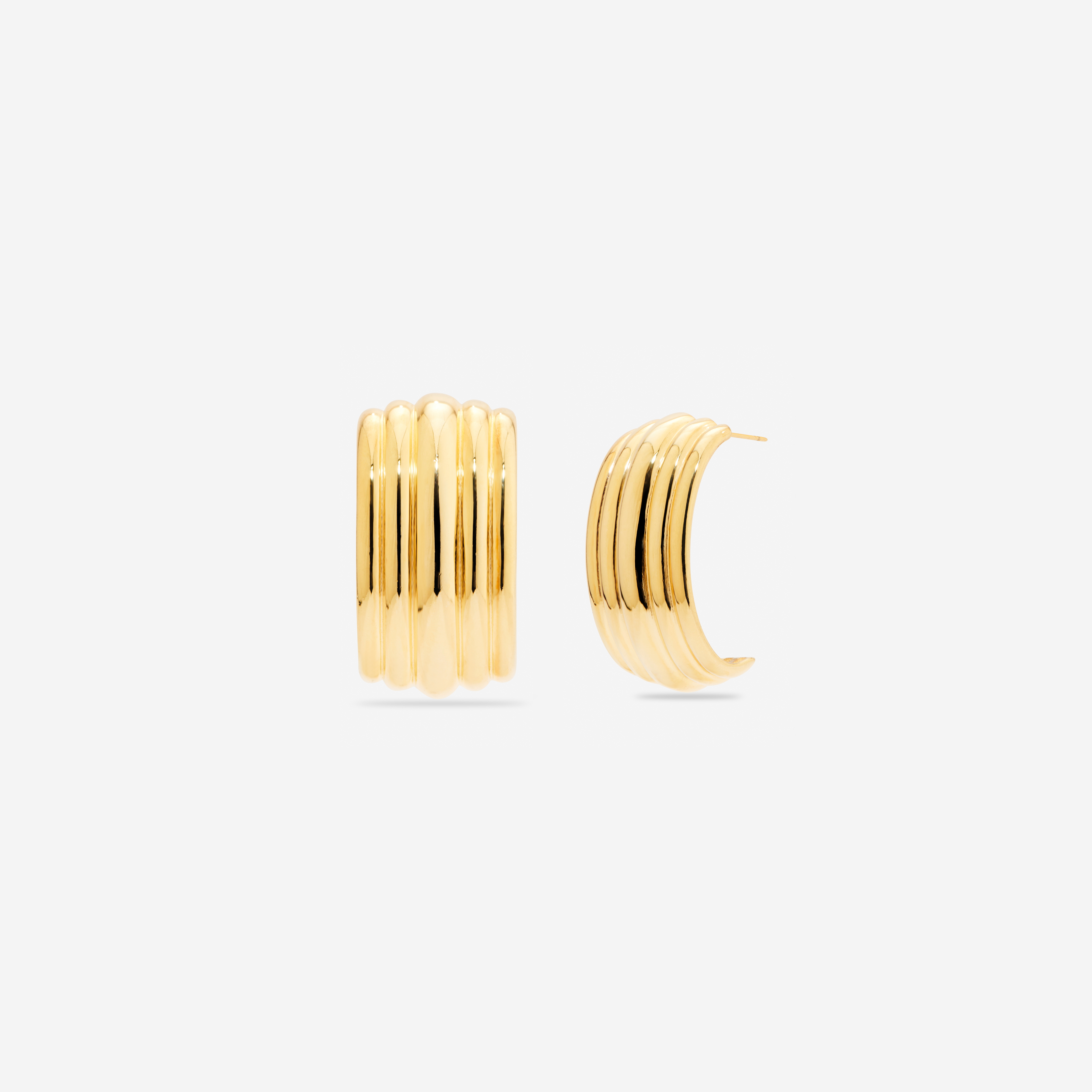 MÉGA Small Waterfall Earrings in gold vermeil—23.99 mm × 14.82 mm ridged sculptural drops with stainless‑steel posts, lightweight 10.6 g.