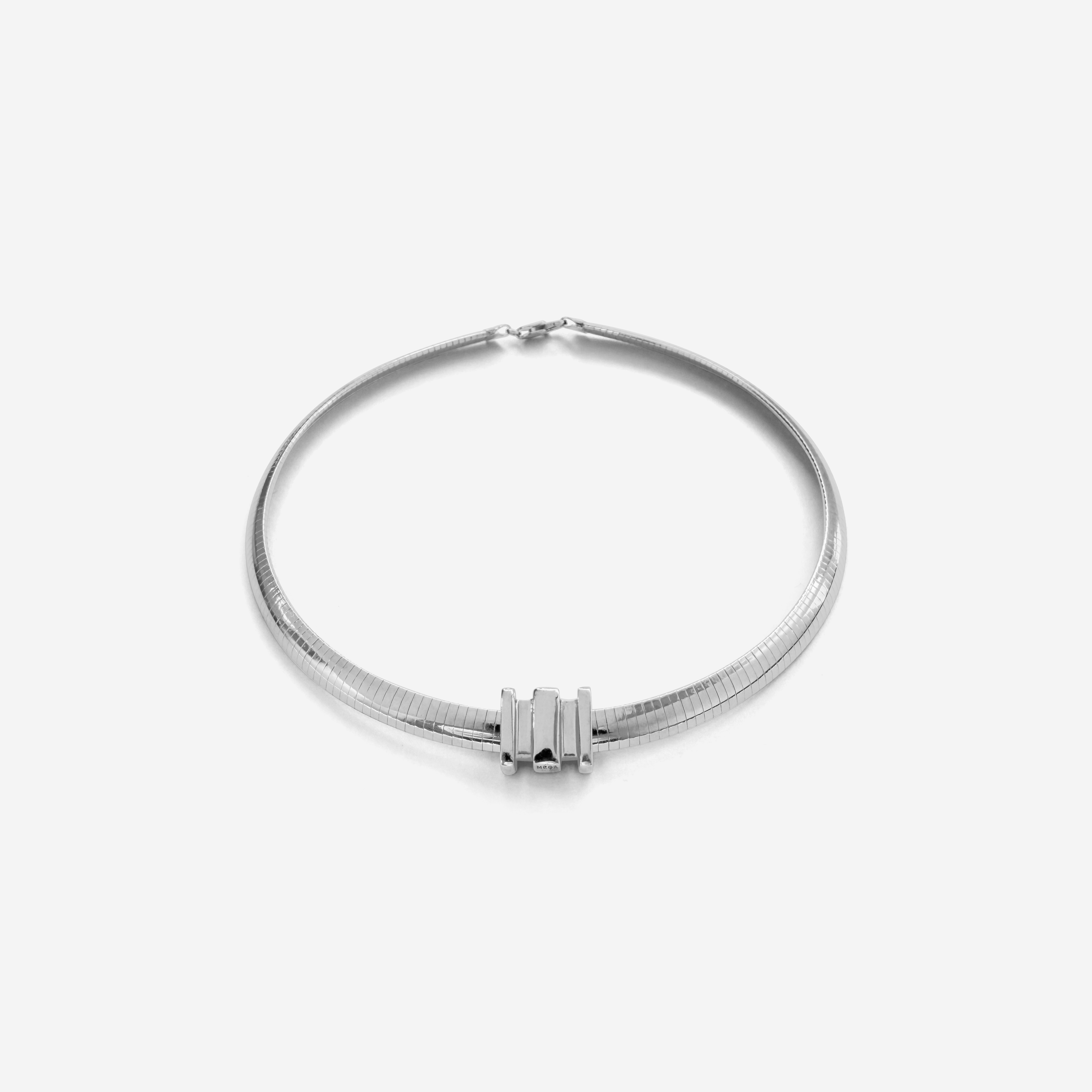 Large Omega Charm in gold, designed for the Omega 8 Necklace – bold, modern, and stackable.