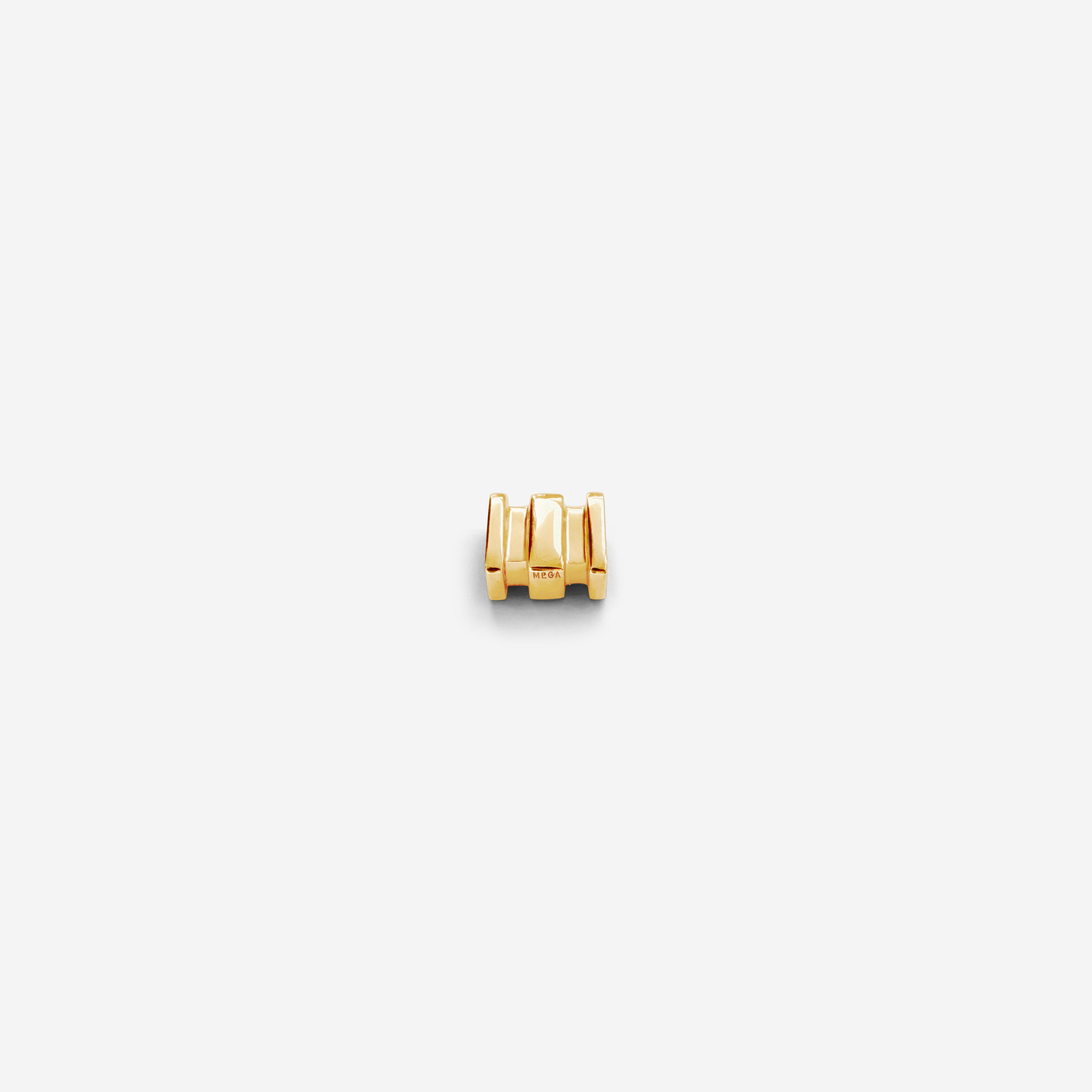 Large Omega Charm in gold, designed for the Omega 8 Necklace – bold, modern, and stackable.