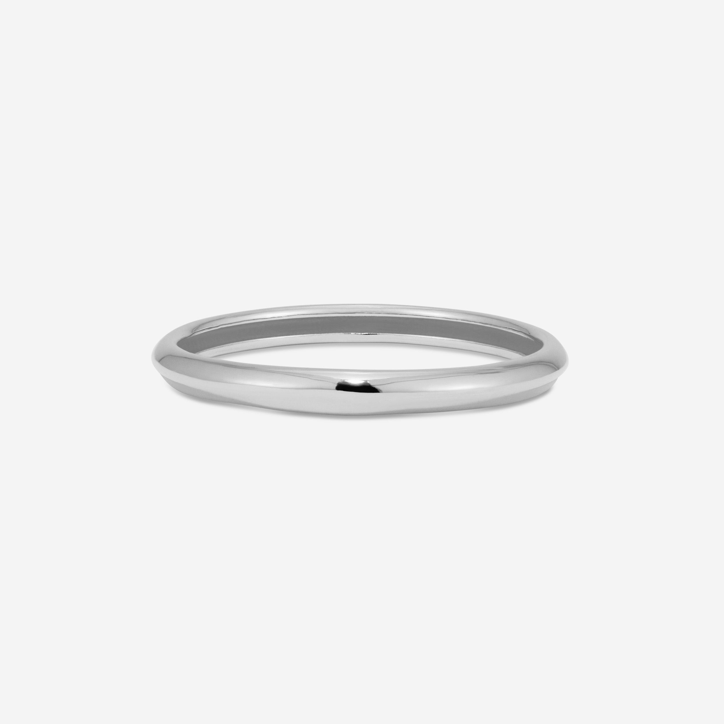 MÉGA Skinny Bangle Bracelet in gold vermeil—a slim 7.7 mm polished cuff for refined everyday wear.