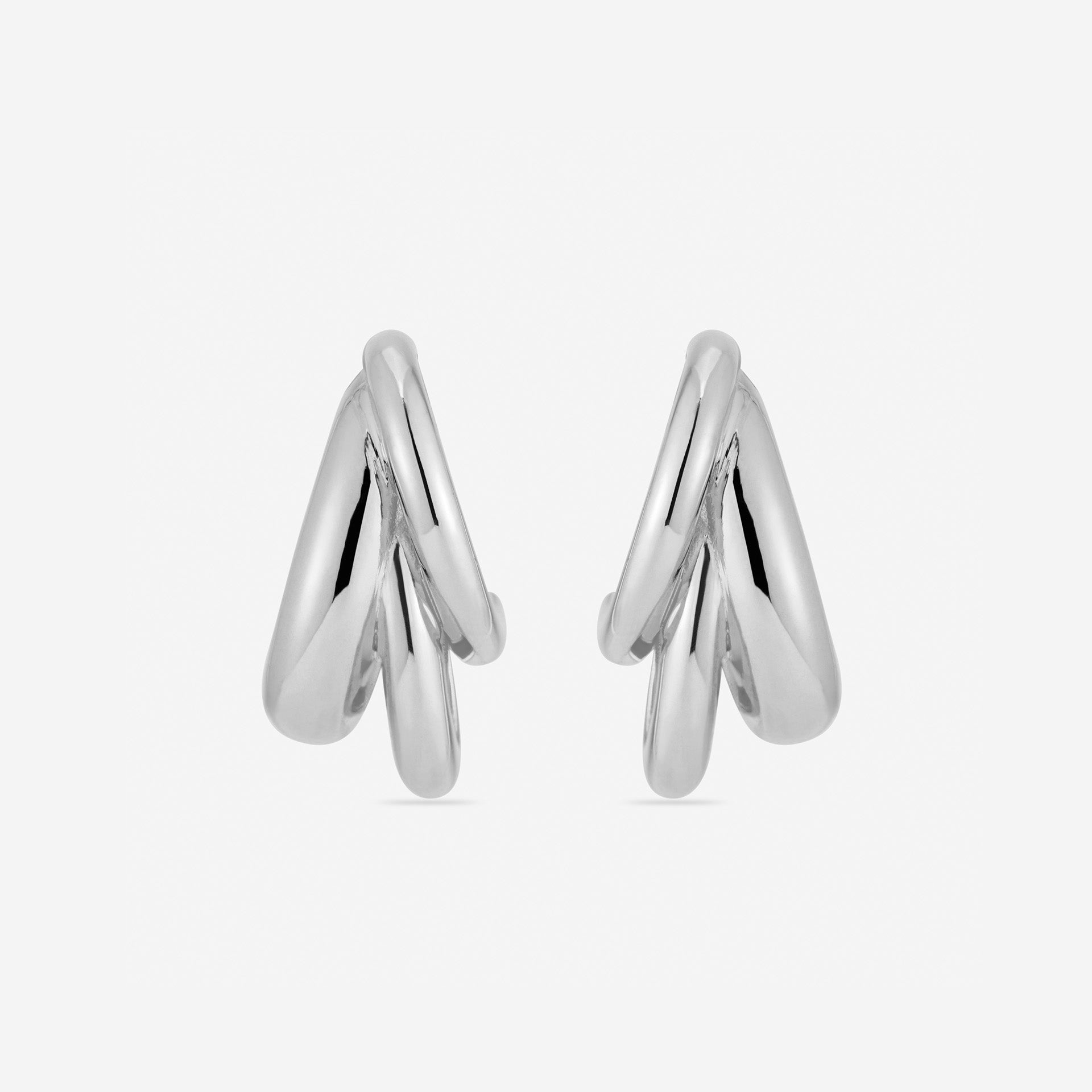 MÉGA Triple Time Earrings in silver vermeil—three graduated hoop earrings measuring 6.9 mm to 16.9 mm wide and 31.2 mm tall.