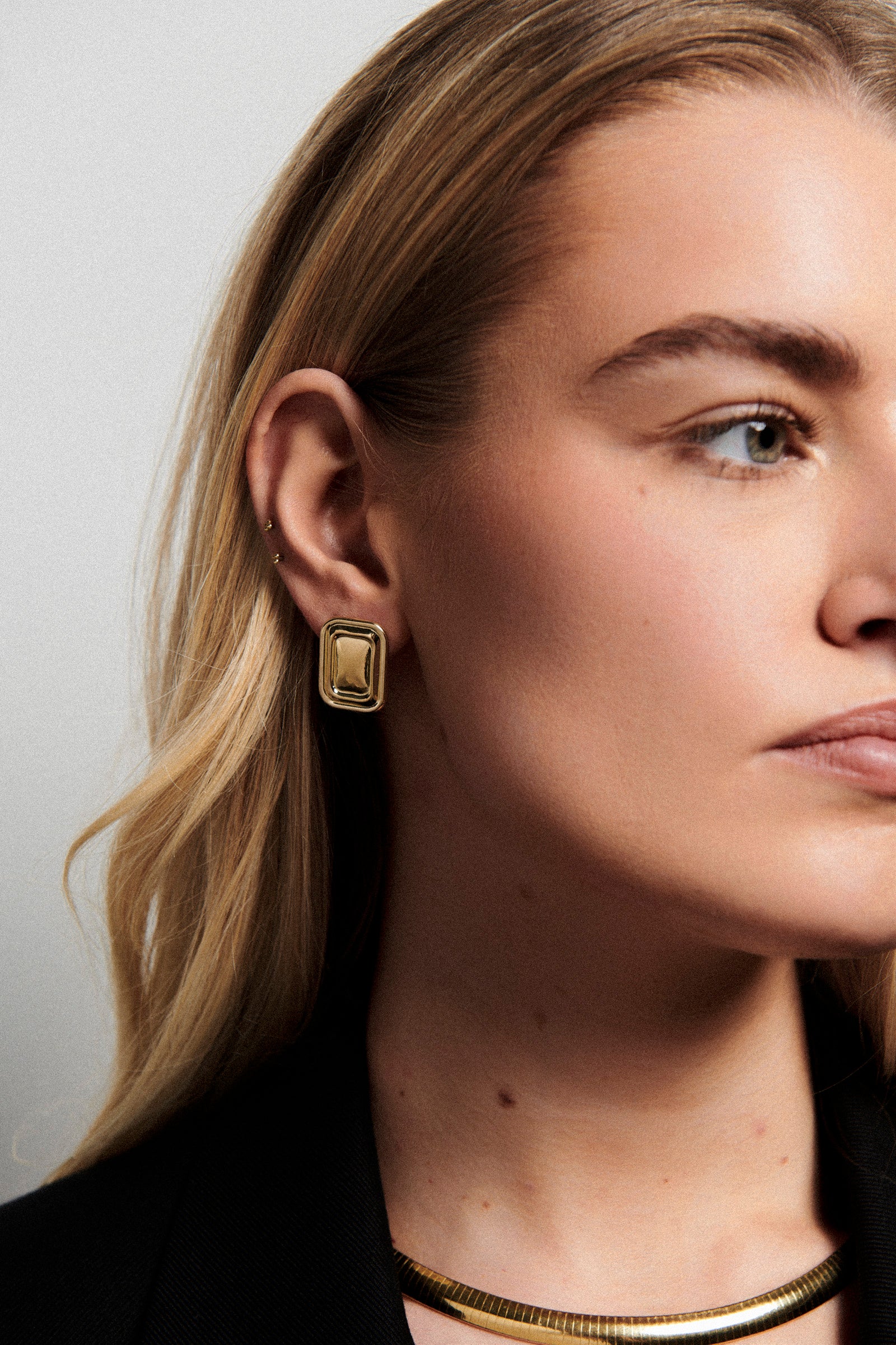 MEGA Jewelry Rounded Rectangle Earrings in Gold