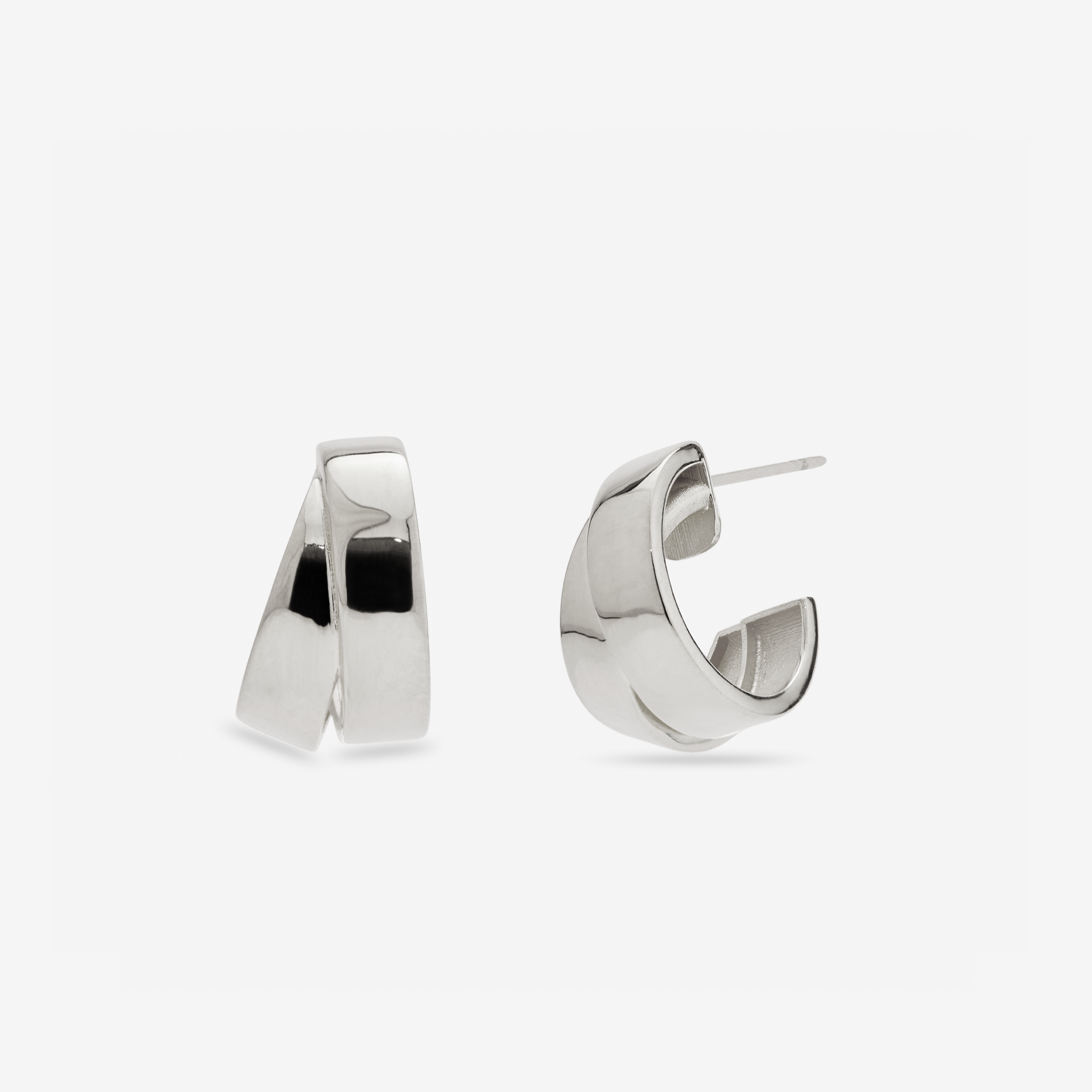 MÉGA Chunky Double Hoop Earrings in gold vermeil—two bold hoops (25 mm × 15 mm), stainless-steel posts, lightweight 5.99 g.