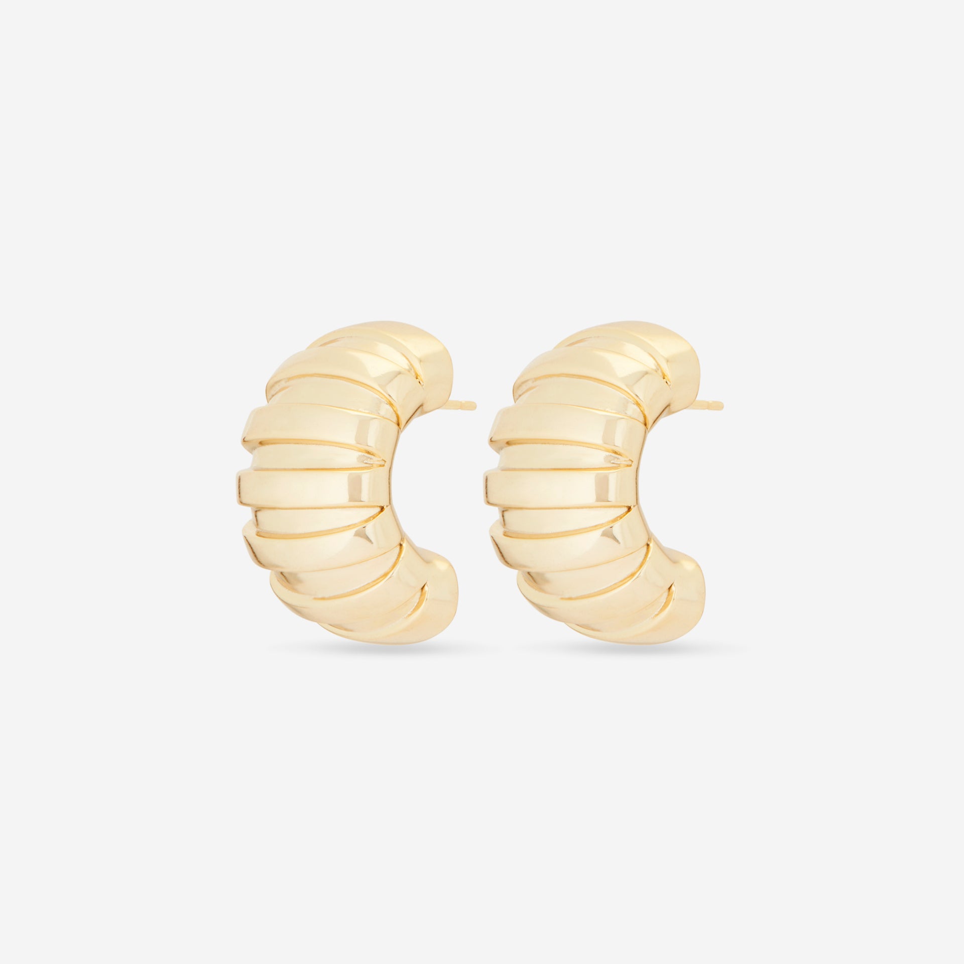 MÉGA Misstep Earrings in gold vermeil—bestselling stepped studs, 31.2 mm tall × 20 mm wide, 12 g with stainless-steel posts.